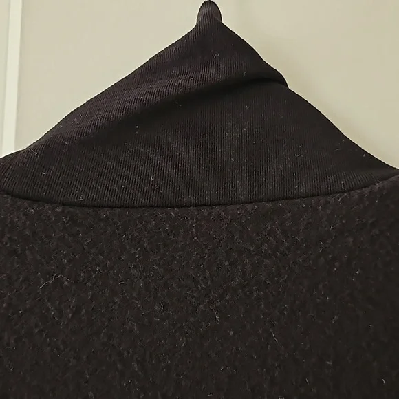 NWT- Alo Embrace Long Sleeve Cross Street - Picture 4 of 6